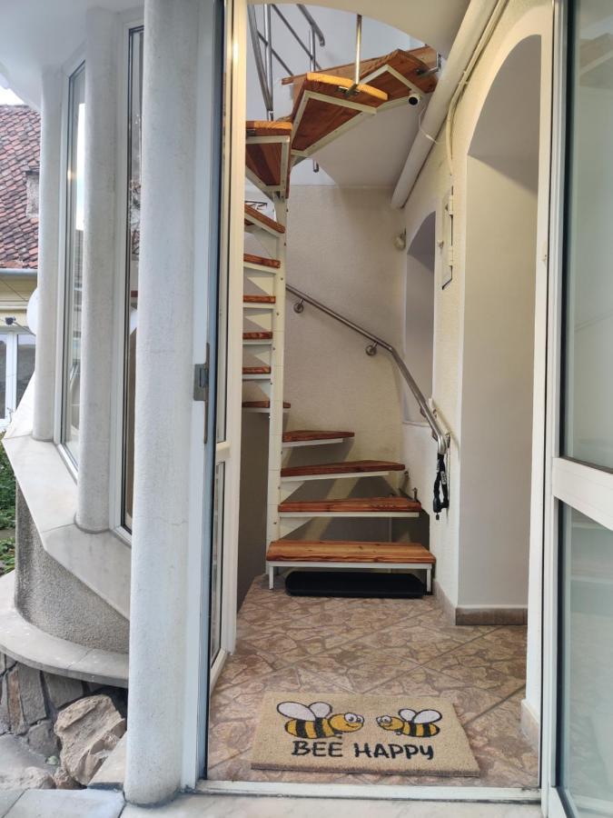Split Crib - Chill Studio In Historic Брашов Экстерьер фото